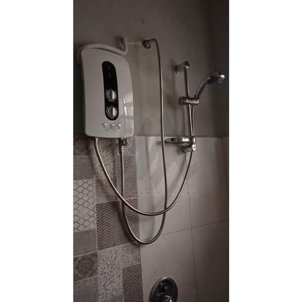 Anlabeier Tankless Heater with Pump Instant Shower + HAND SHOWER - For Extremely Salty Water Anlabeier Tankless Heater with Pump Instant Shower